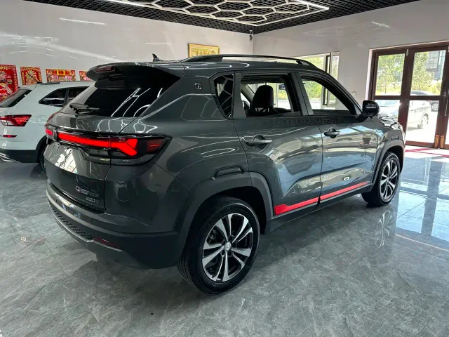 Changan CS35 Plus — Фото автомобиля 5