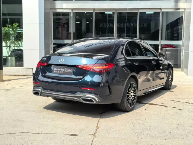 Mercedes-Benz C-Class — Фото автомобиля 7