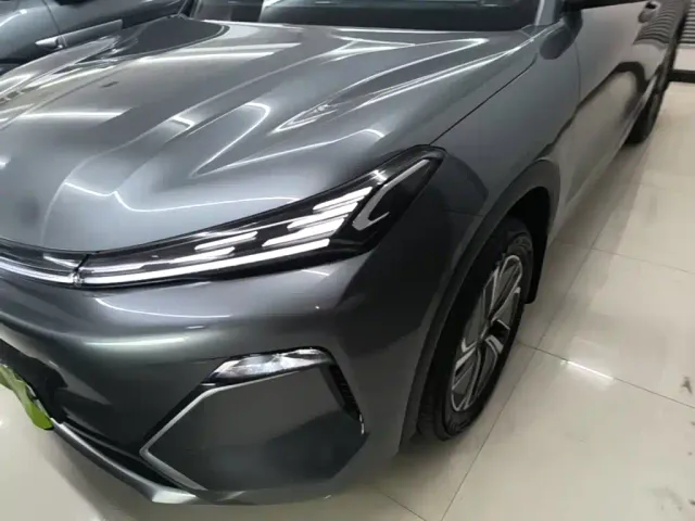 Geely Galaxy Starship 7 EM-i — Фото автомобиля 23