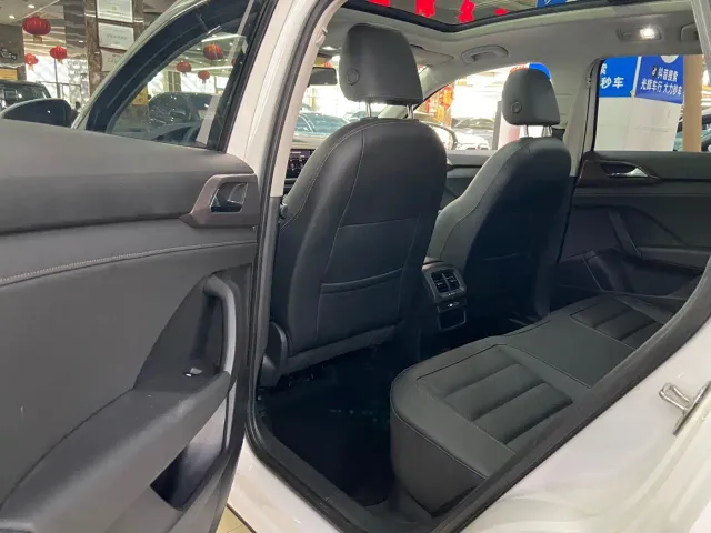 Volkswagen Tharu — Фото автомобиля 8