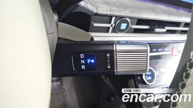 Hyundai Santa Fe MX5 — Фото автомобиля 9