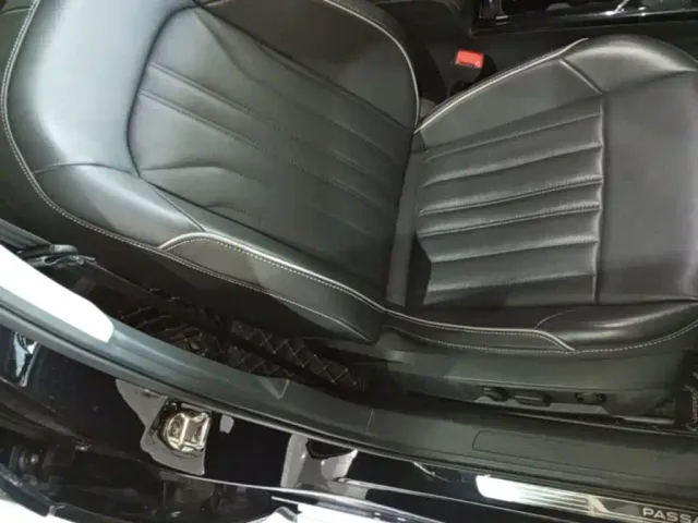 Volkswagen Passat — Фото автомобиля 24
