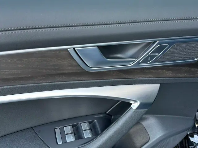Audi A6L — Фото автомобиля 15