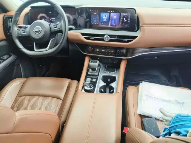 Nissan Terra — Фото автомобиля 12