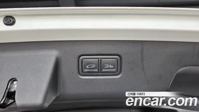Hyundai Staria Staria L3.5 Lounge 7 мест — Фото автомобиля 30