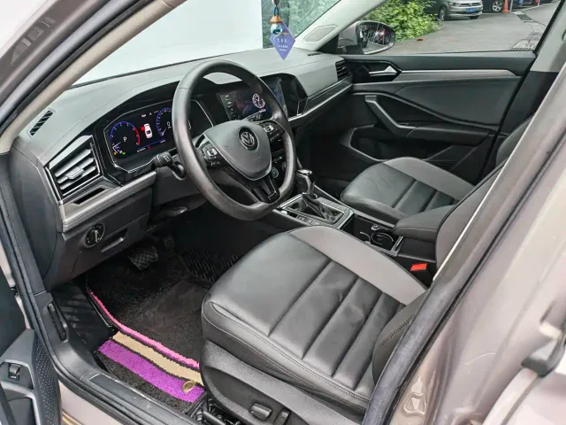 Volkswagen Sagitar — Фото автомобиля 7