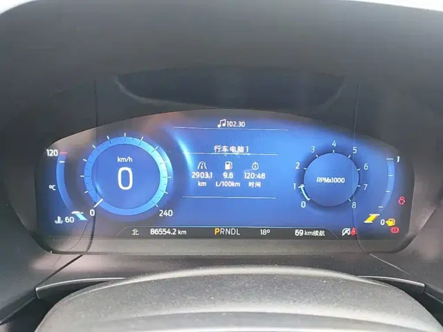 Ford Escape — Фото автомобиля 11