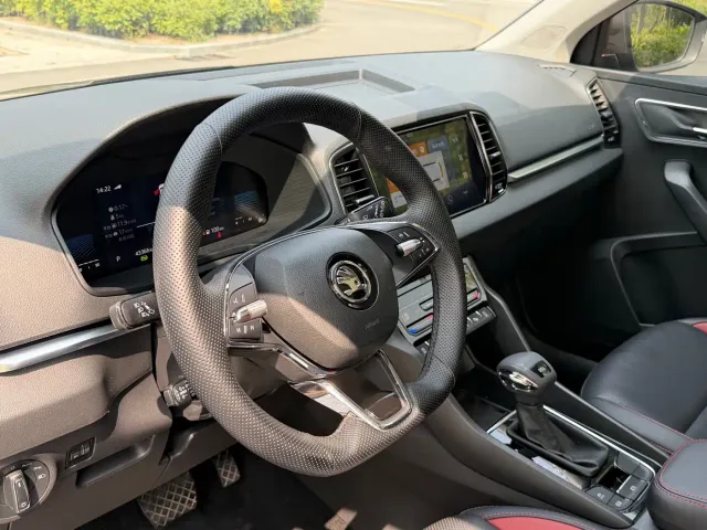Skoda Karoq — Фото автомобиля 5