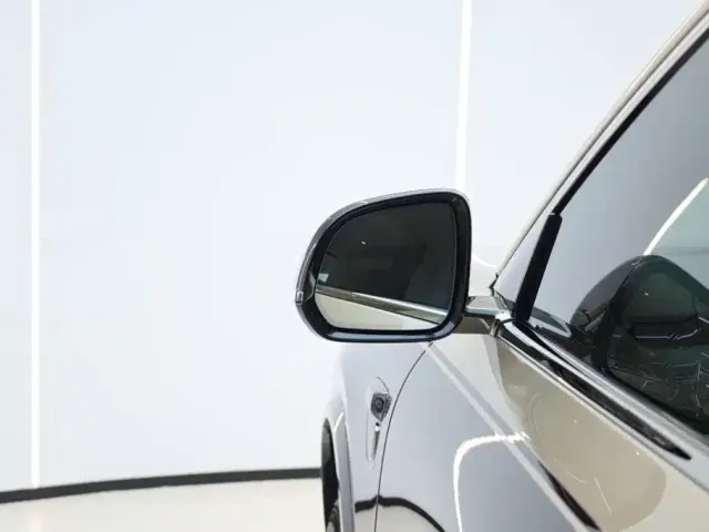 Li Auto Li Xiang L9 2026 Base Model — Фото автомобиля 17