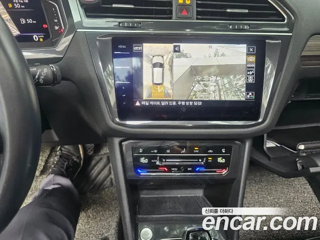 Volkswagen Tiguan — Фото автомобиля 15