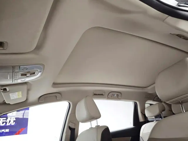 BYD Song MAX — Фото автомобиля 18