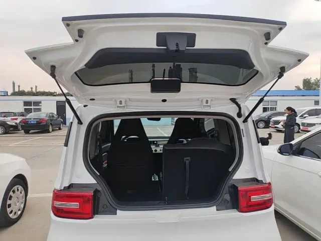 Wuling Hongguang Mini EV — Фото автомобиля 18