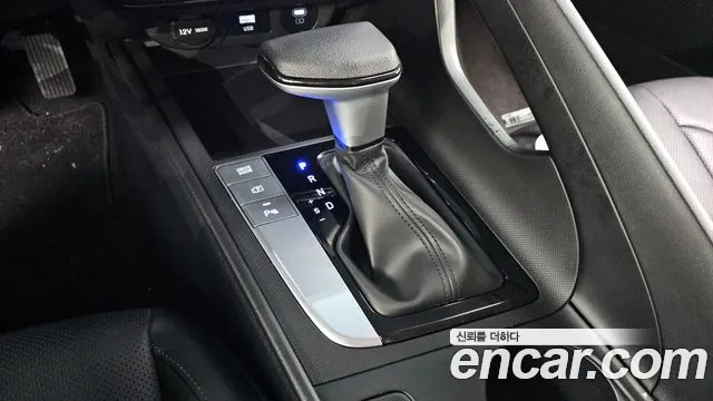 Hyundai Avante CN7 — Фото автомобиля 12
