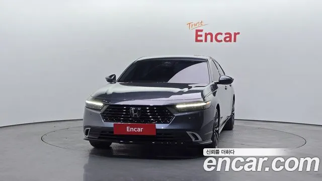 Honda Accord — Фото автомобиля 3