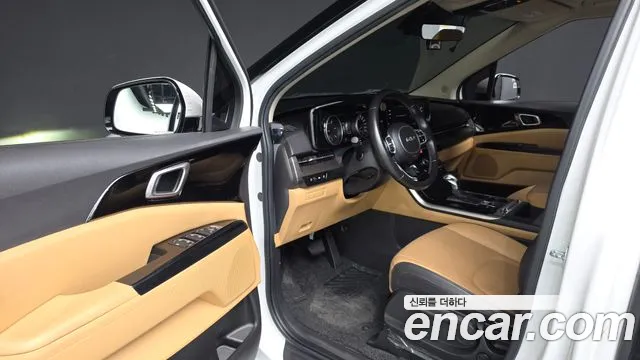 Kia Canival Carnival 4 поколение Дизель 9 мест Prestige — Фото автомобиля 10