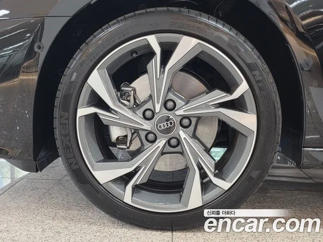 Audi A3 — Фото автомобиля 5