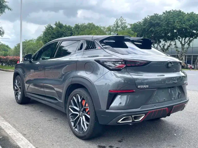 Changan UNI-T — Фото автомобиля 7