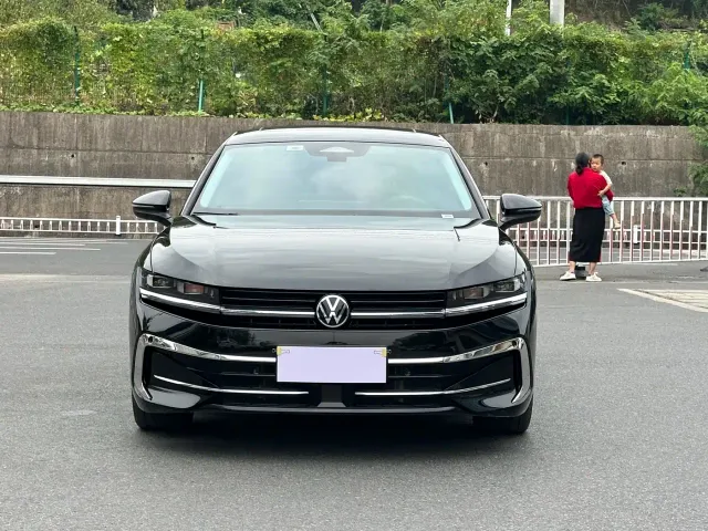 Volkswagen Magotan — Фото автомобиля 2
