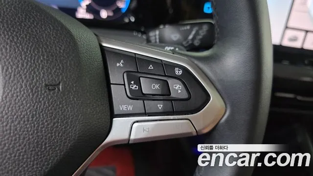 Volkswagen Golf Golf 8 поколение 2.0 TDI Prestige — Фото автомобиля 26