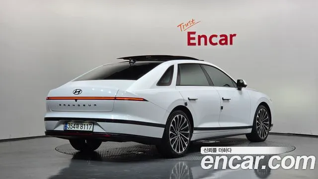 Hyundai Grandeur — Фото автомобиля 2