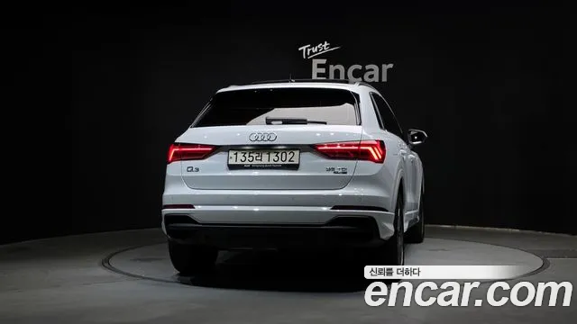 Audi Q3 35 TDI quattro Premium — Фото автомобиля 4