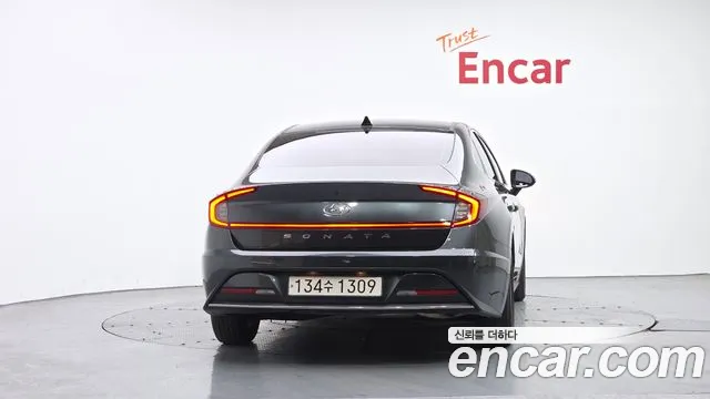 Hyundai Sonata Sonata (DN8) 2.0 LPG(Для проката) — Фото автомобиля 4