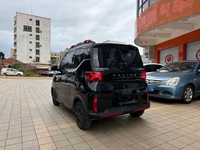 Wuling Motors Hongguang MINIEV 2022 GAMEBOY 300km Urban Wind Chaser Limited Edition — Фото автомобиля 4