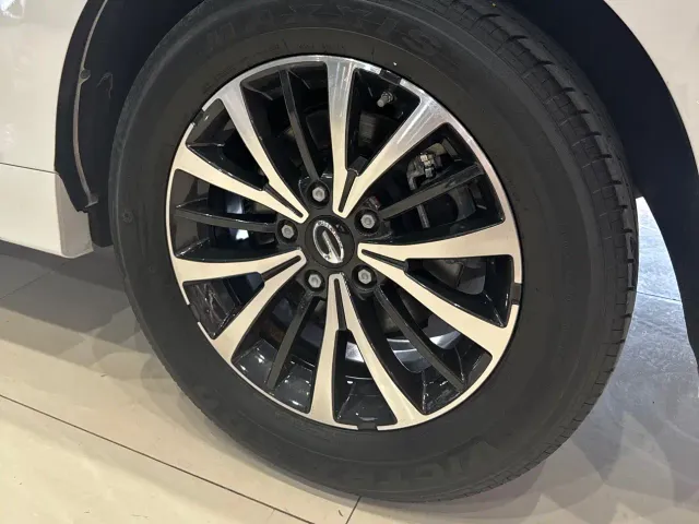 GAC Trumpchi M8 — Фото автомобиля 14