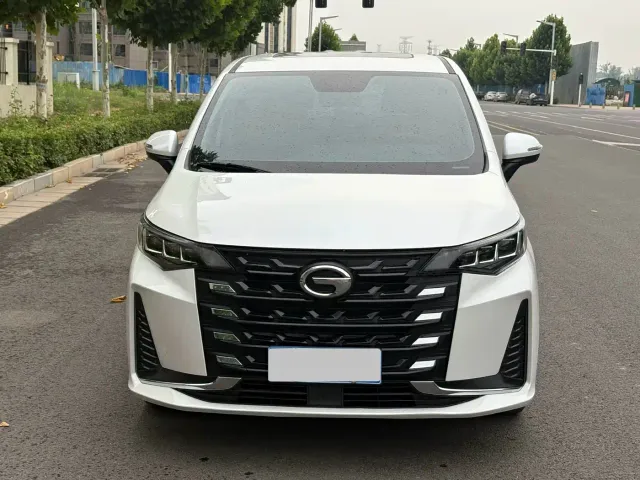 GAC Trumpchi M6 — Фото автомобиля 2