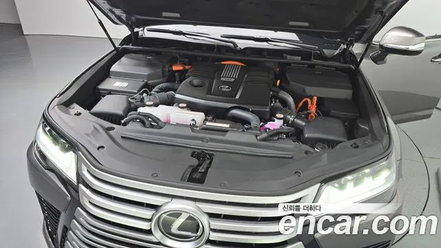 Lexus LX — Фото автомобиля 6
