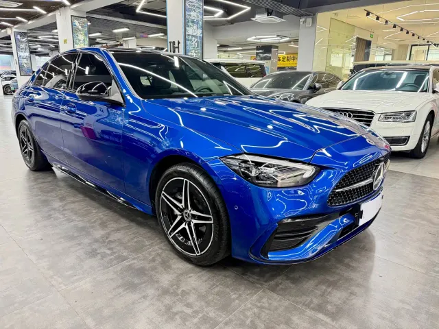 Mercedes-Benz C-Class — Фото автомобиля 3
