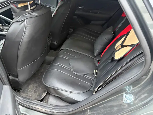 Hyundai Elantra — Фото автомобиля 7