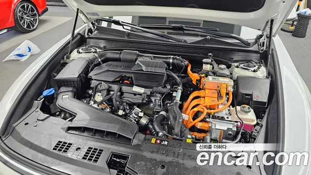 Hyundai Grandeur GN7 — Фото автомобиля 9