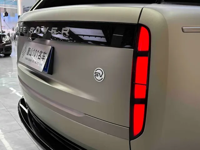 Land Rover Range Rover — Фото автомобиля 12