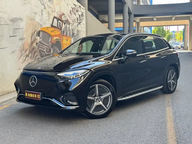 Mercedes-Benz EQS SUV — Фото автомобиля 11