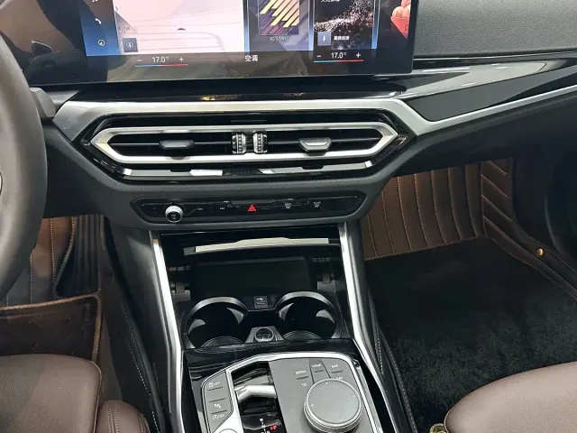 BMW 3 Series — Фото автомобиля 13
