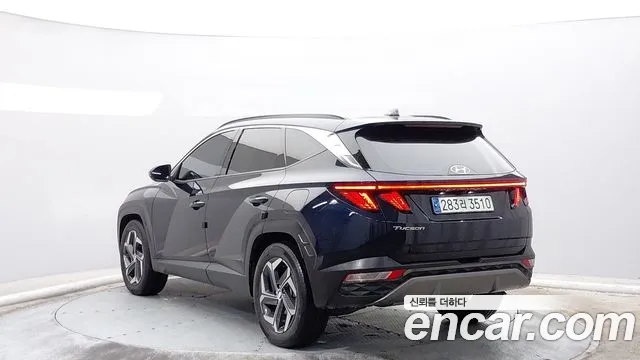 Hyundai Tucson Tucson (NX4) Бензин 1.6 турбо 2WD — Фото автомобиля 2