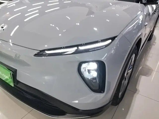 Nio ES6 — Фото автомобиля 23