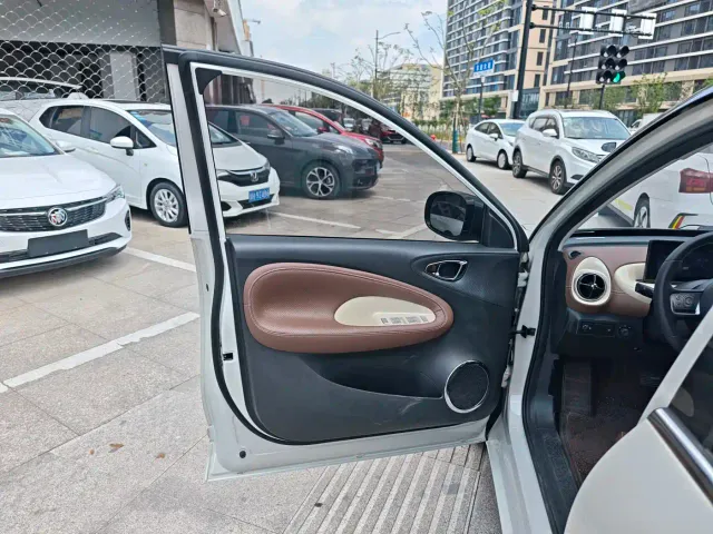 Wuling Bingo — Фото автомобиля 13