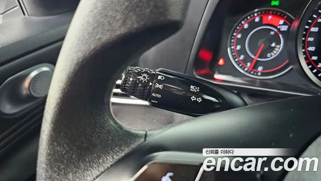 Hyundai AVANTE Avante (CN7) — Фото автомобиля 27