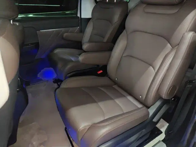 Wuling Starlight 730 — Фото автомобиля 16