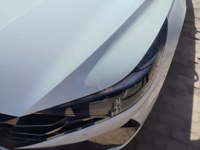 Hyundai Elantra — Фото автомобиля 5