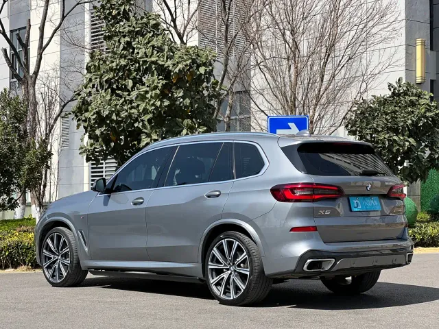 BMW X5 — Фото автомобиля 7