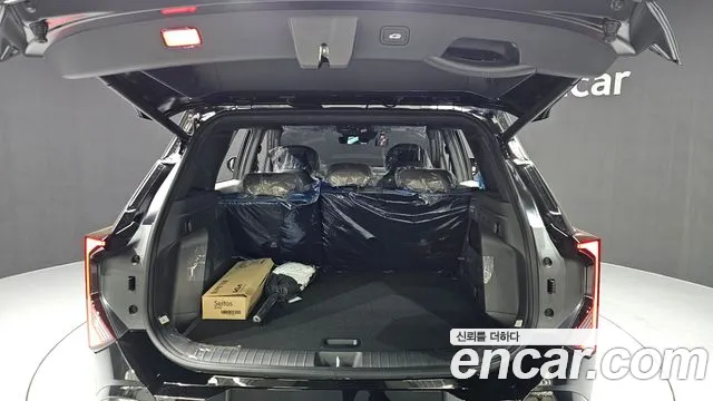 Kia Seltos Seltos 2 поколение Бензин 1.6T 2WD — Фото автомобиля 15