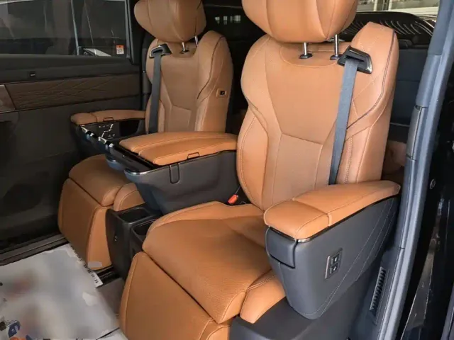 Toyota Vellfire — Фото автомобиля 16