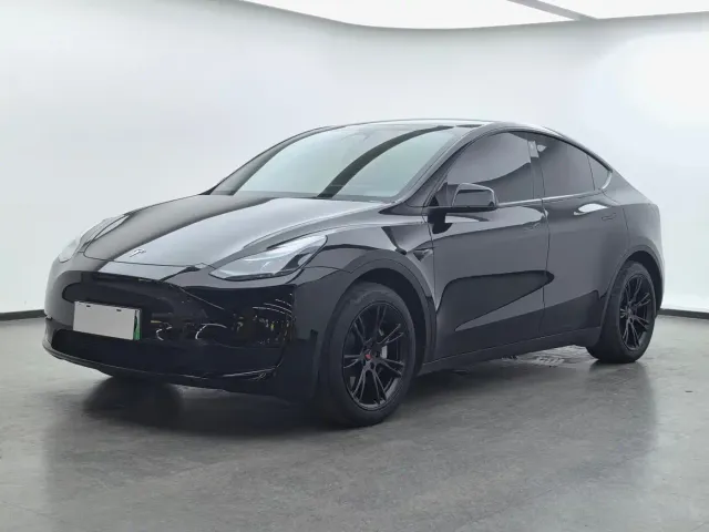 Фотография автомобиля — Tesla Model Y