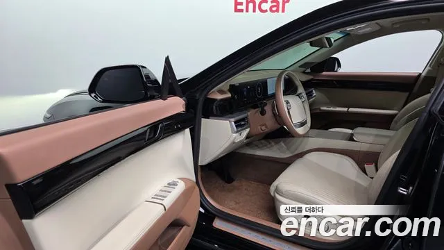 Hyundai Grandeur GN7 — Фото автомобиля 14
