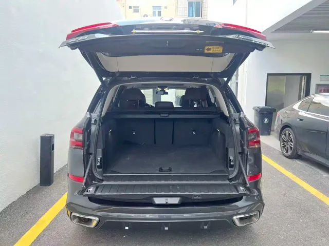 BMW X5 — Фото автомобиля 6
