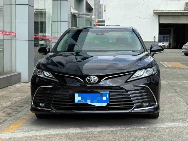 Toyota Camry — Фото автомобиля 3