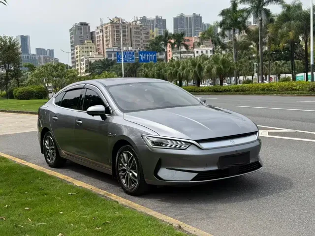BYD Qin PLUS — Фото автомобиля 4
